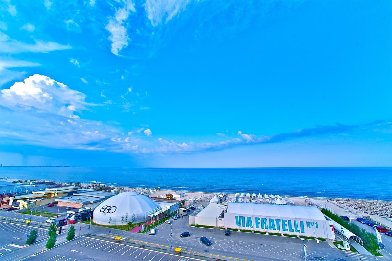 Axy Apartament Mamaia Apartment Ngoại thất bức ảnh